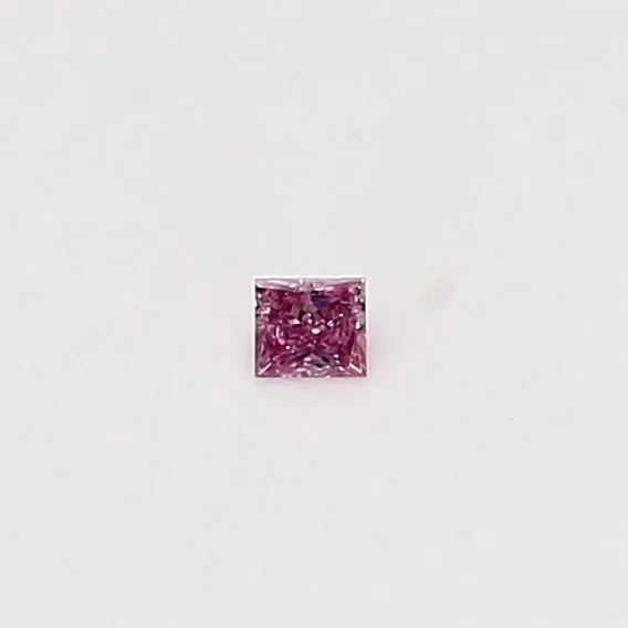 0.03 カラット プリンセス ファンシーインテンス パープル ピンク 天然 ダイヤモンド