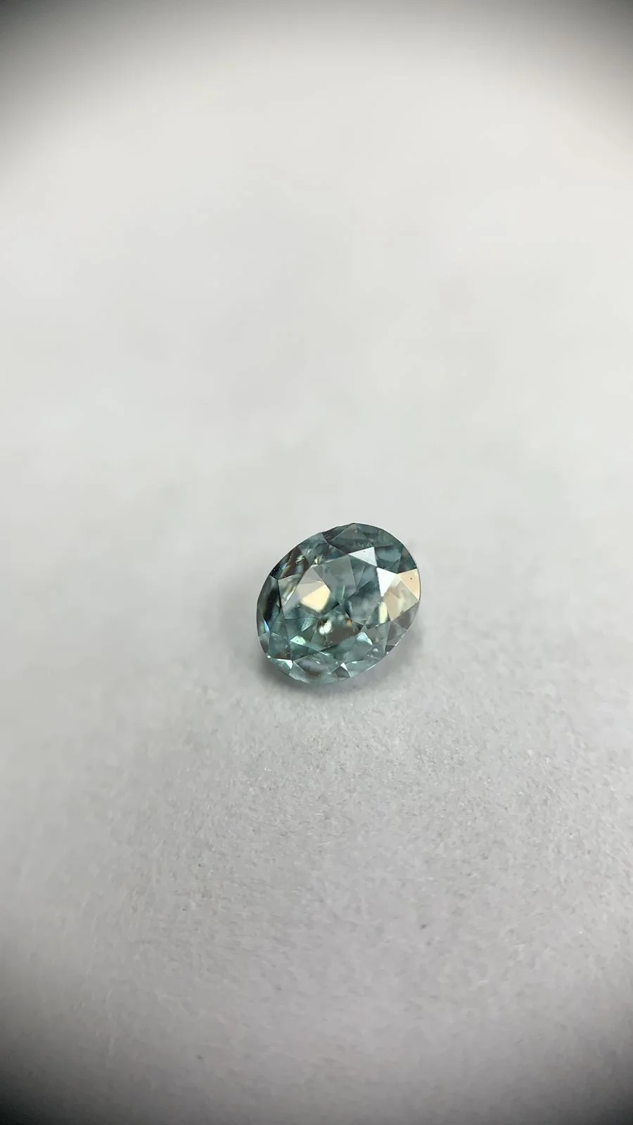 0.18 カラット オーバル ファンシーインテンス ブルー グリーン SI1 天然 ダイヤモンド