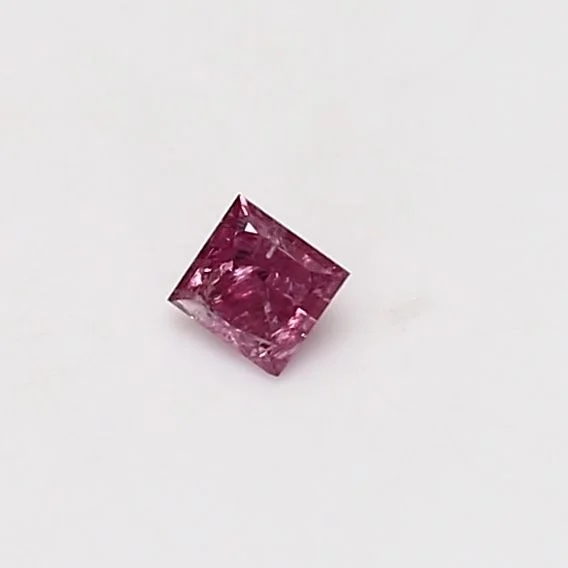 0.1 カラット プリンセス ファンシービビッド ピンク 天然 ダイヤモンド