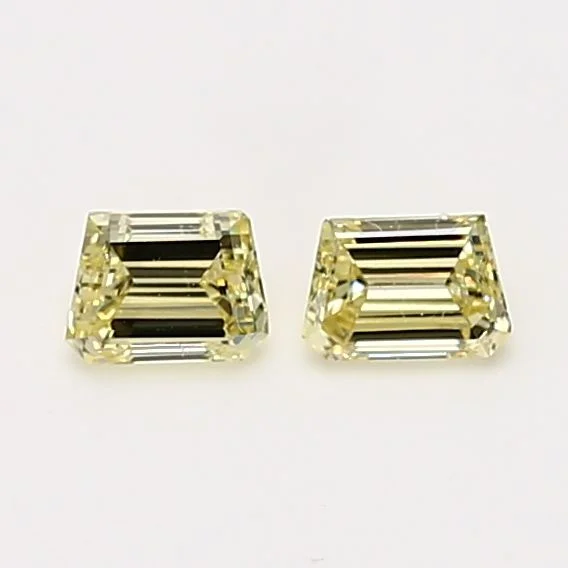 0.22 カラット Tapered Baguette ファンシー イエロー VVS2 天然 ダイヤモンド