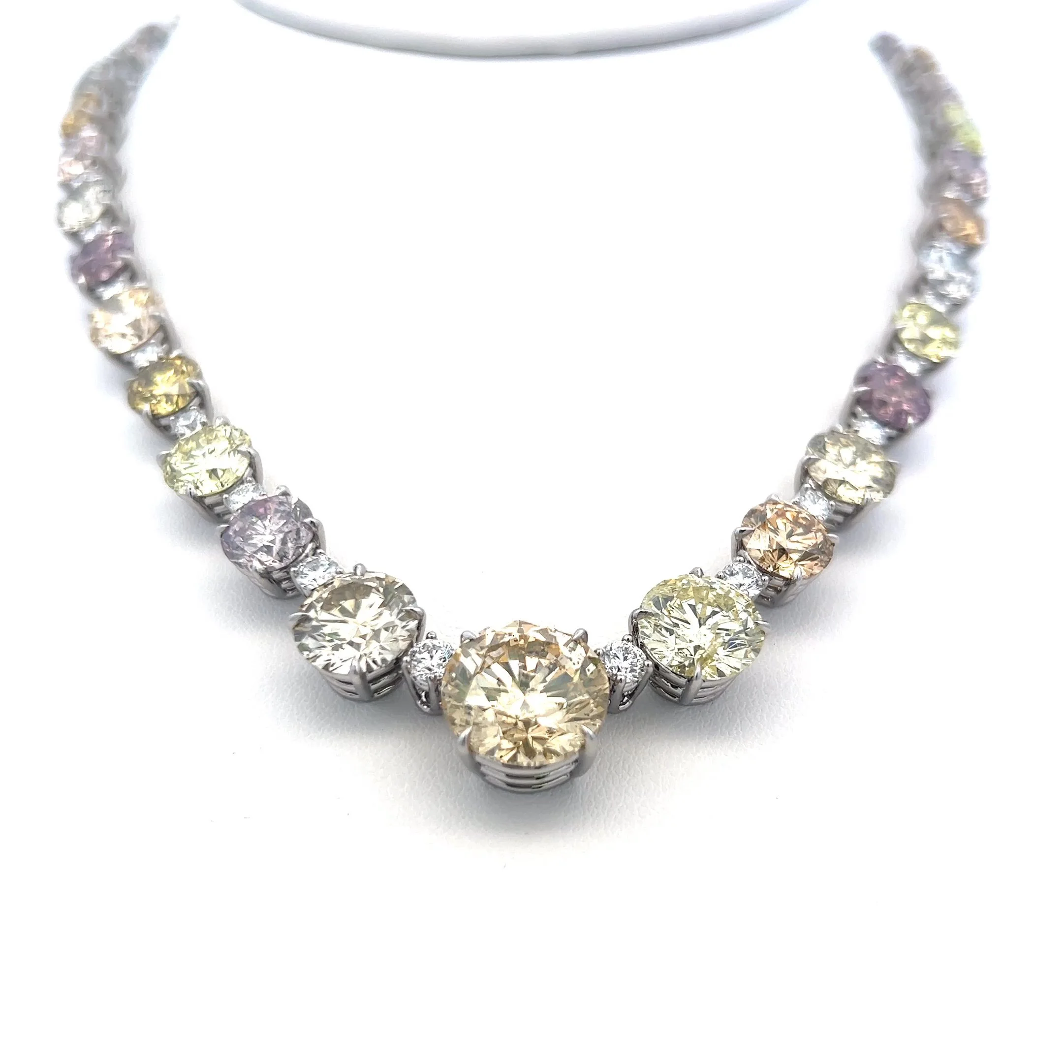 8.05 カラット ラウンド ファンシー ブラウン 天然 ダイヤモンド